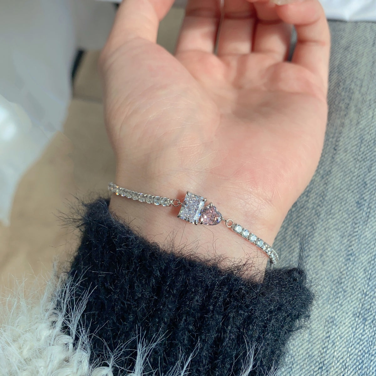 [LORA]Dazzling Unique Multi Shape Lover Bracelet