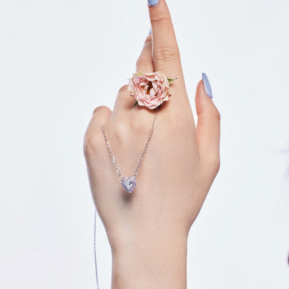 [LORA]Exquisite Heart Shape Necklace