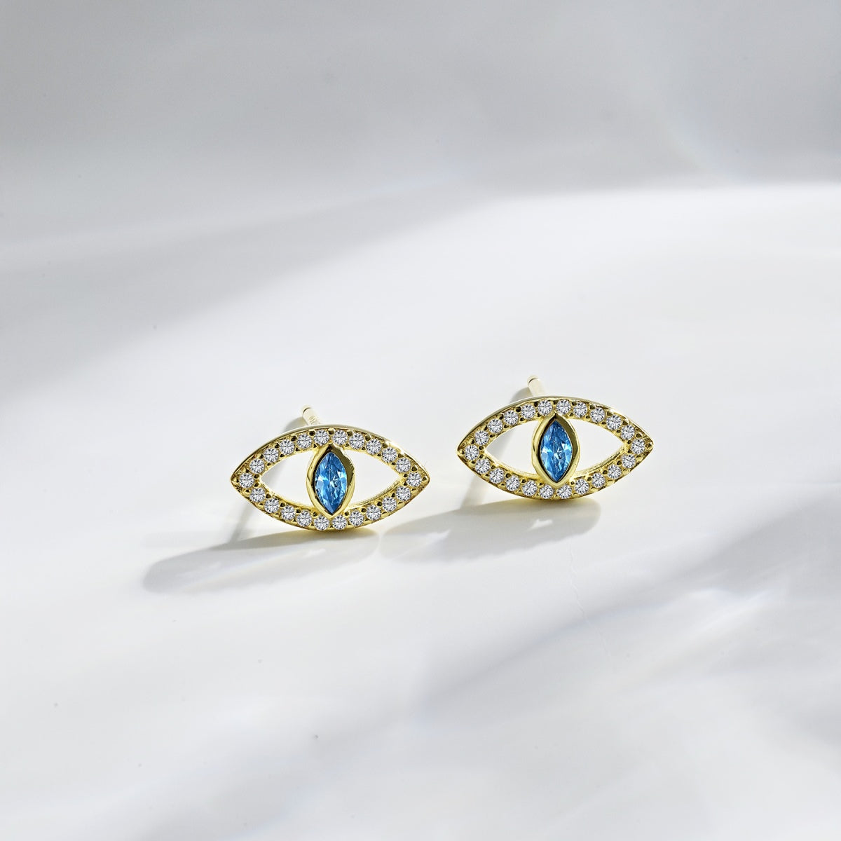 [LORA]Blue Devil Eyes Hollow Stud Earrings