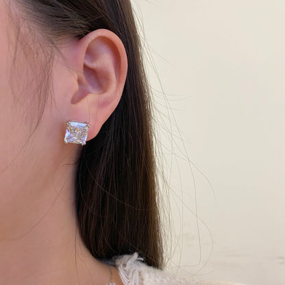 [LORA]Delicate Square Shape Earrings