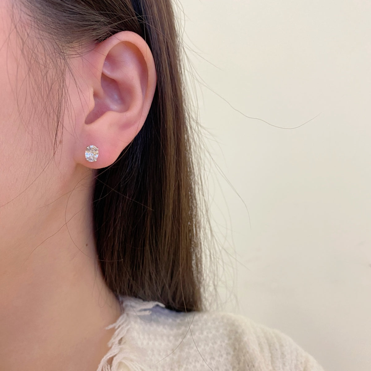 [LORA]Oval Classic Dignified Elegant Earrings