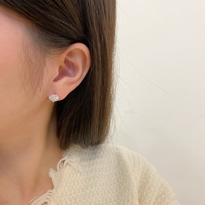 [LORA]Stylish Shiny Round Center Stone Stud Earrings