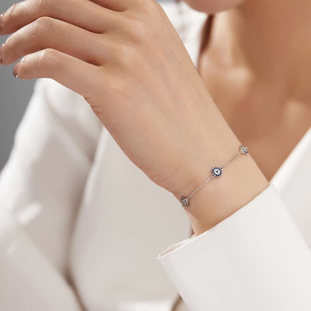 [LORA]Delicate Round Shape Pendent Necklace