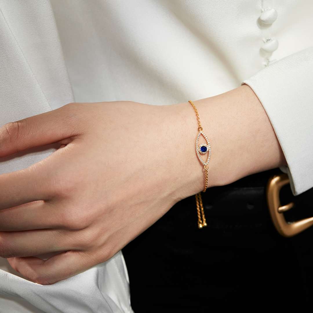 [LORA]Devil's Eye Hollow Design Bracelet