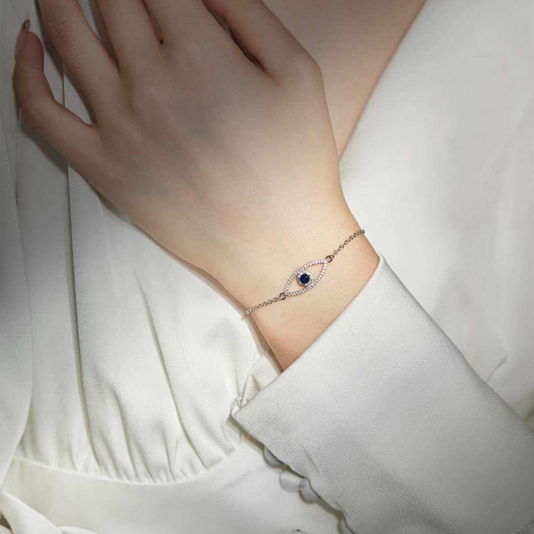 [LORA]Devil's Eye Hollow Design Bracelet