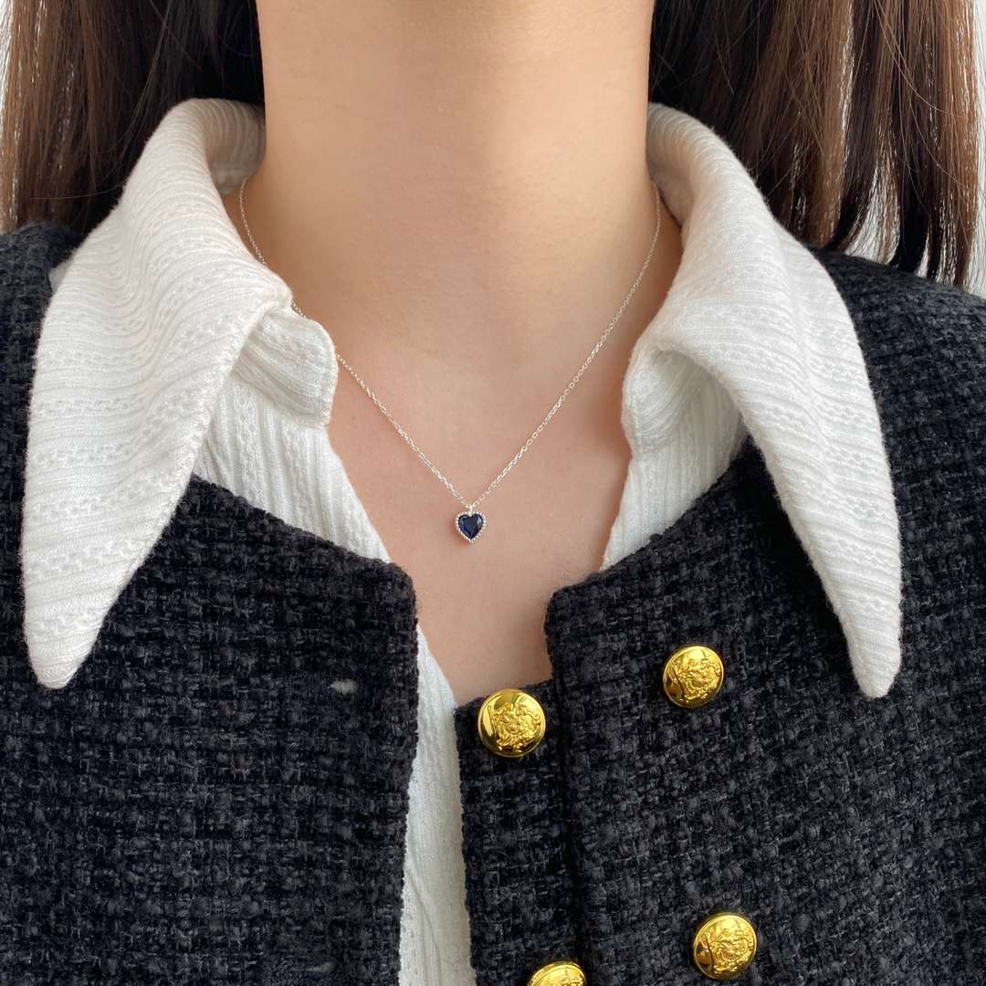 [LORA]Ornate Heart Shape Necklace