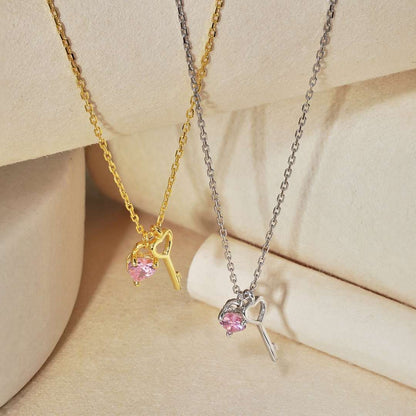 [LORA]Unique Heart Shape Key Pendent Necklace