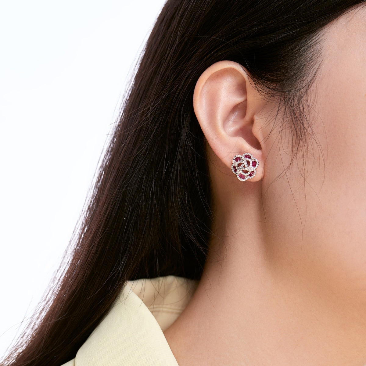 [LORA]Exquisite Flower Shape Daily Earrings