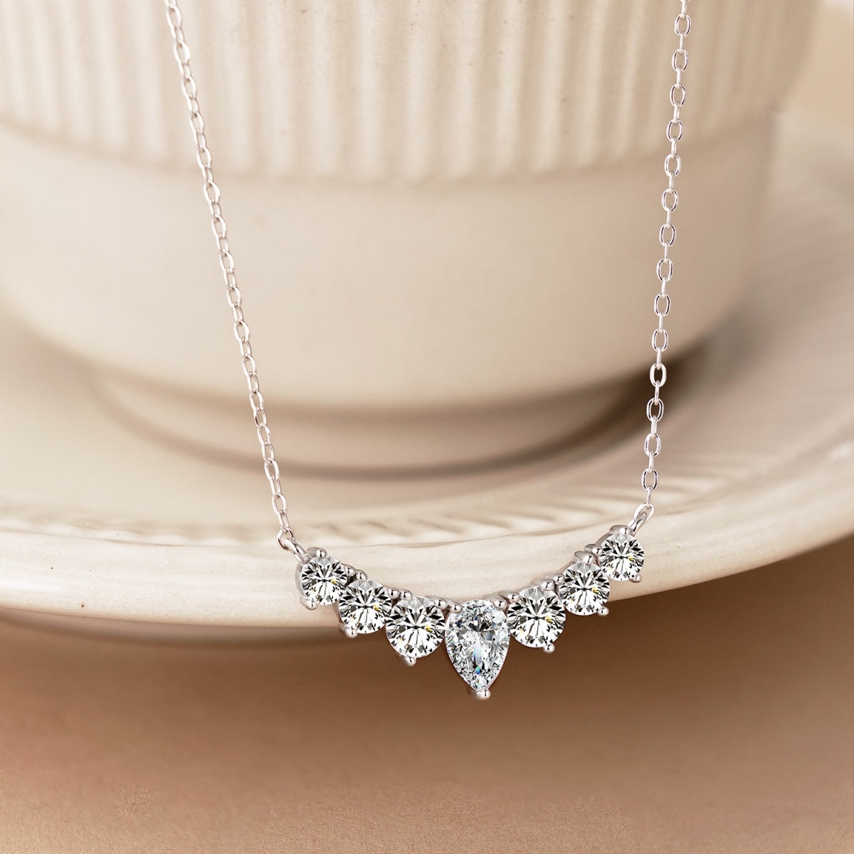 [LORA]Dainty Colorful Heart Necklace