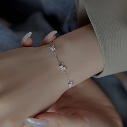 [LORA]Radiant Butterfly Shape Necklace