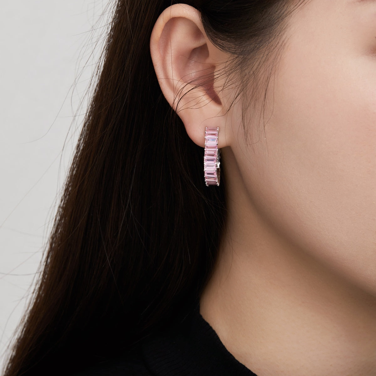 [LORA]Radiant Heart Cutout Earrings