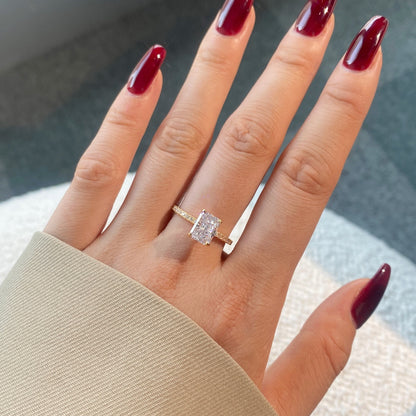 [LORA]2.0 Carat Dazzling Sparkling Radiant Cut Party Ring
