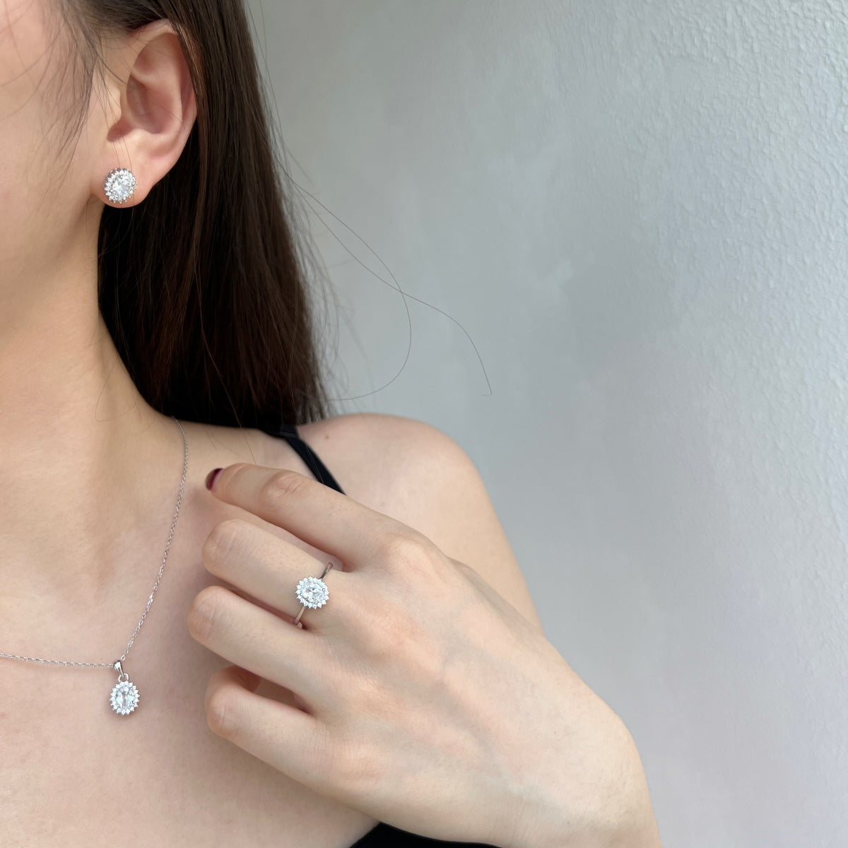 [LORA]Delicate Radiant Oval Cut Daily Earrings