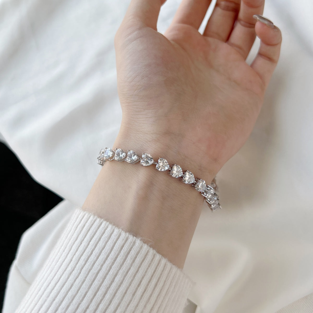 [LORA]0.75 Carat Elegant Romantic Heart Shape Lover Bracelet