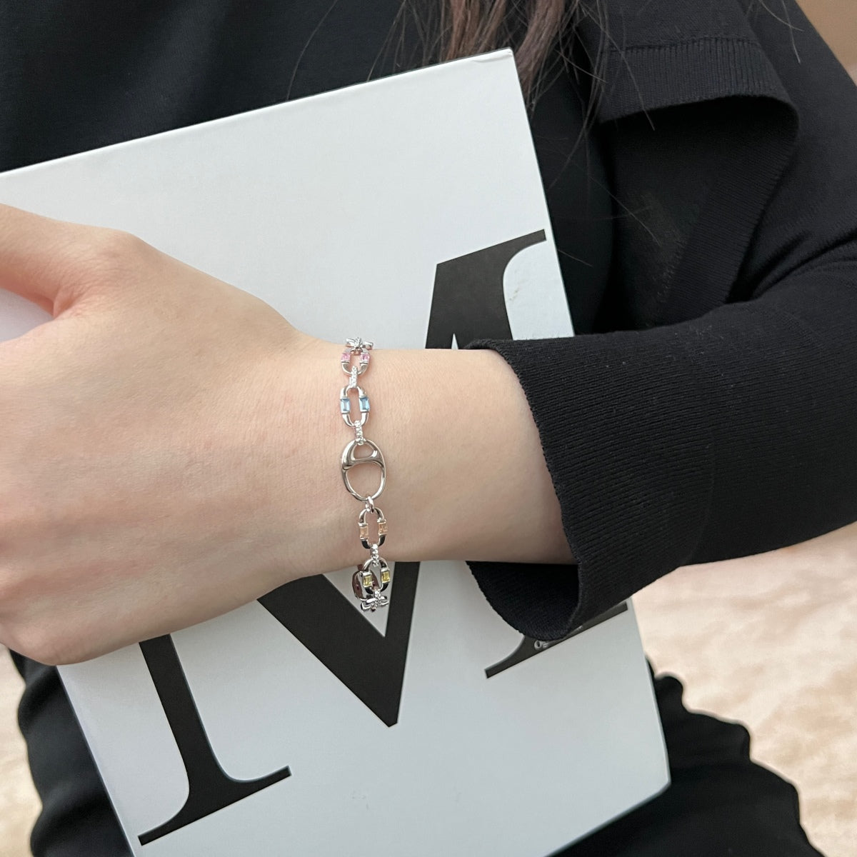 [LORA]Dazzling Colorful Daily Bracelet