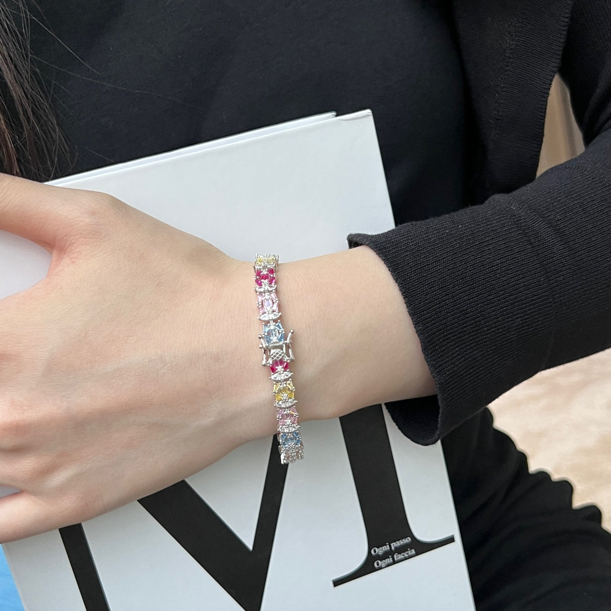[LORA]Delicate Colorful Multi Cut Party Bracelet