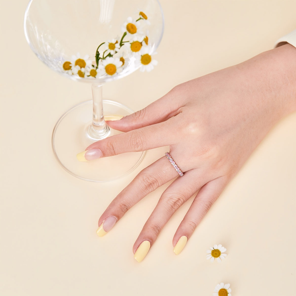 [LORA]Dainty Ebullient Round Cut Daily Ring