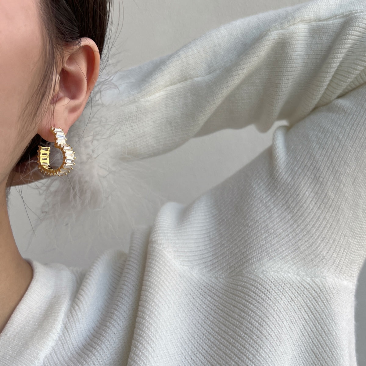 [LORA]Radiant Heart Cutout Earrings