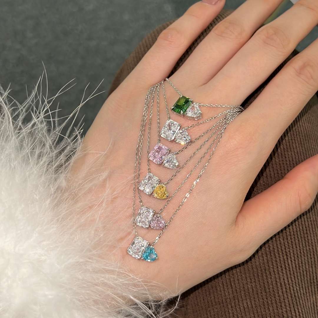 [LORA]Dazzling Square & Heart Shape Necklace