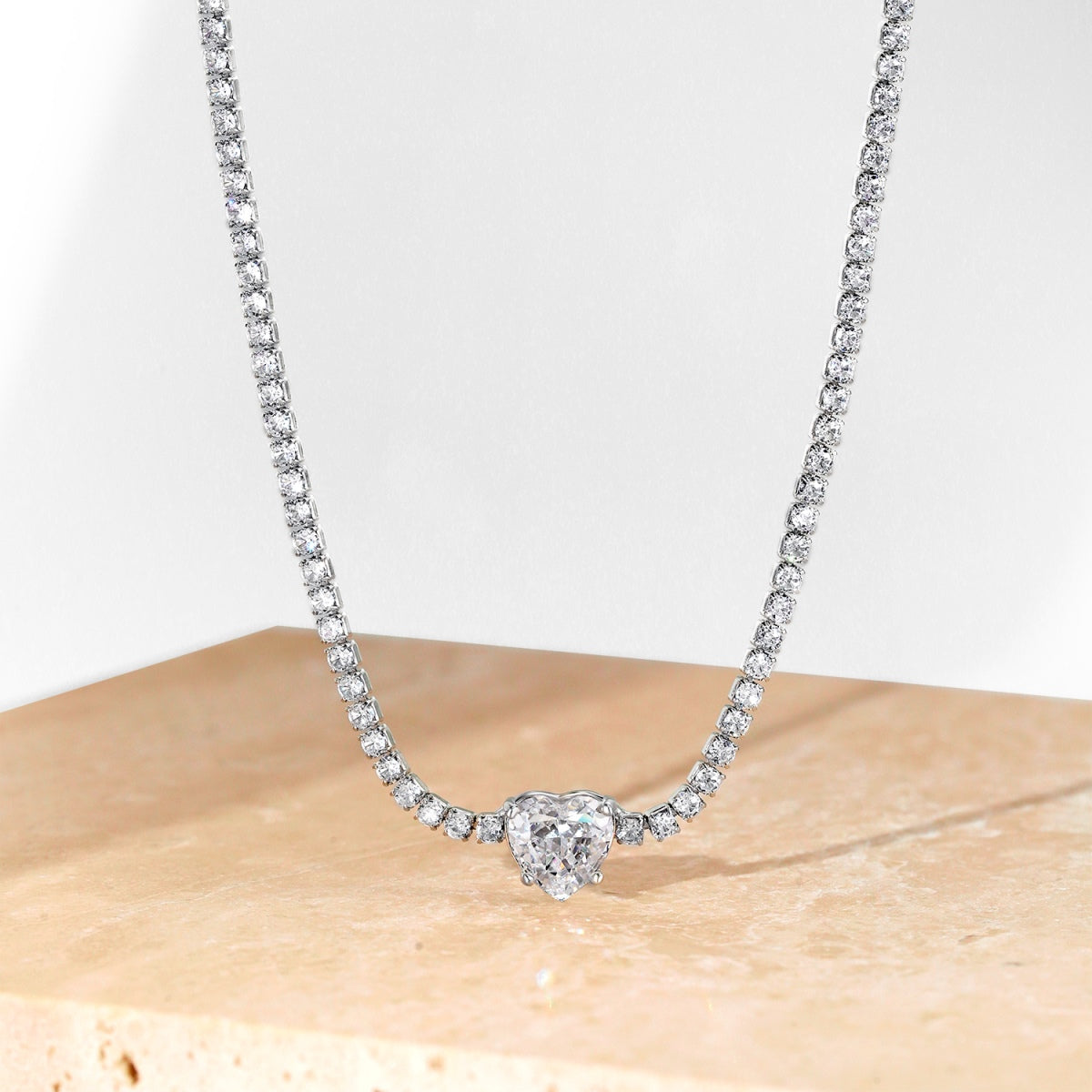 [LORA]2.0 Carat Sparkling Tennis Heart Cut Necklace