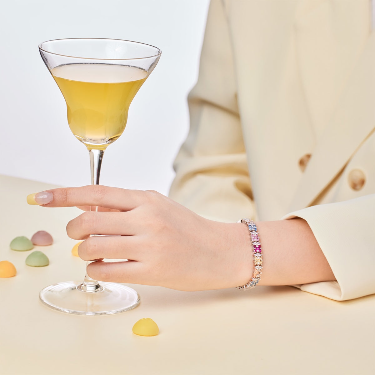 [LORA]Delicate Colorful Multi Cut Party Bracelet