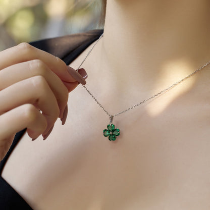 [LORA]Heart-Shaped Four-Leaf Clover Bead Necklace