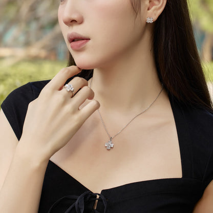 [LORA]Heart-Shaped Four-Leaf Clover Bead Necklace