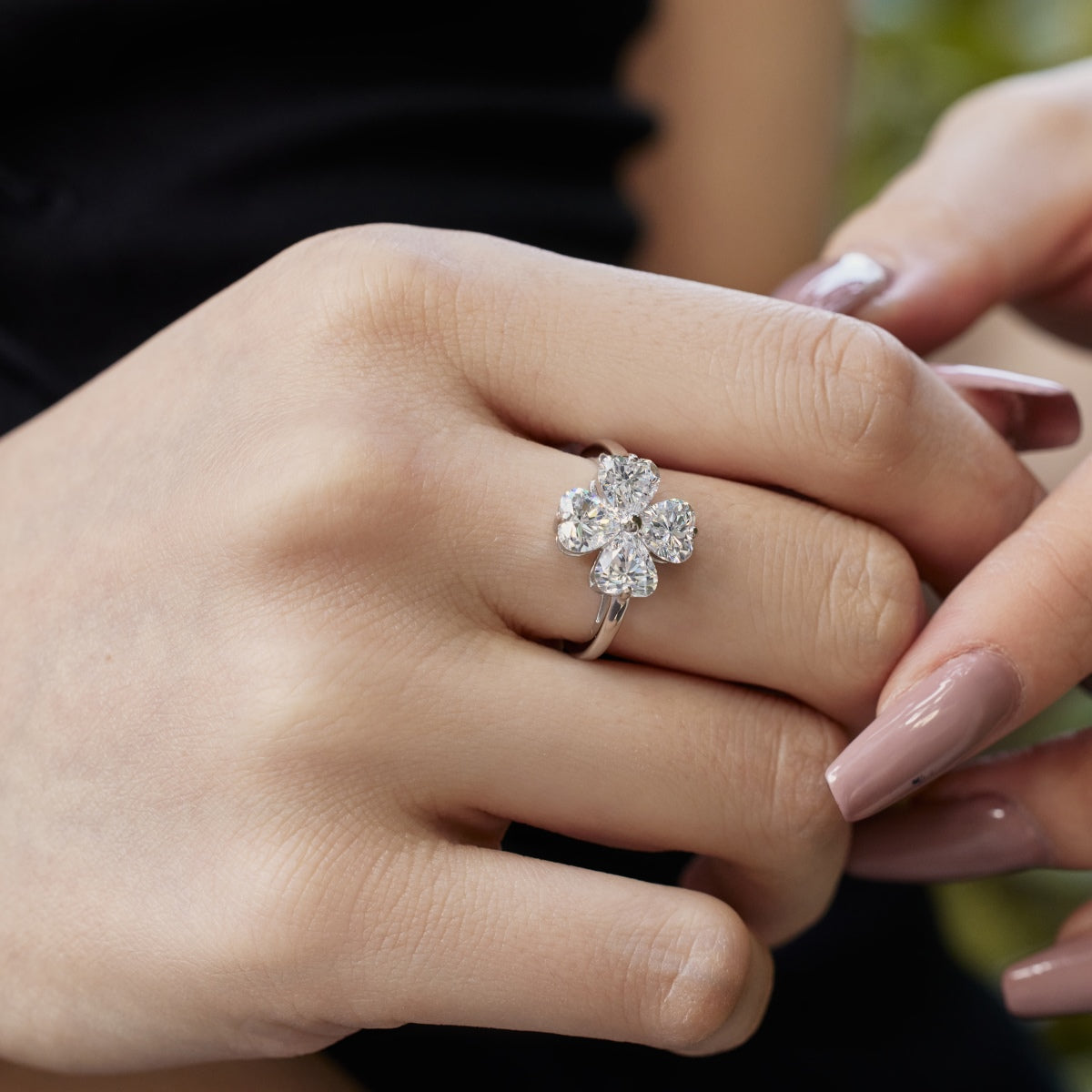 [LORA]Heart-shaped Four-Leaf Clover Ball Ring