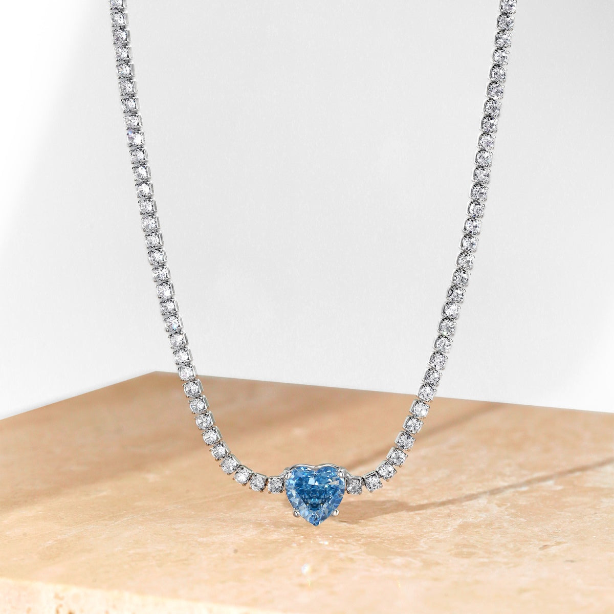 [LORA]2.0 Carat Sparkling Tennis Heart Cut Necklace