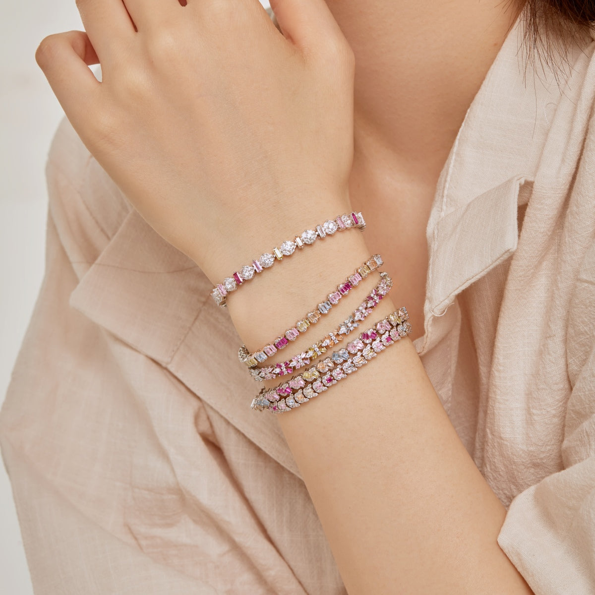 [LORA]Ornate Colorful Flower Shape Party Bracelet