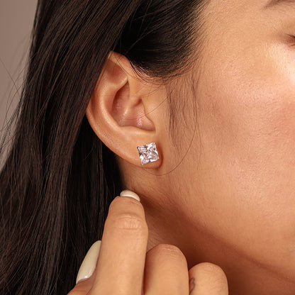 [LORA]Ornate Square Shape Earrings