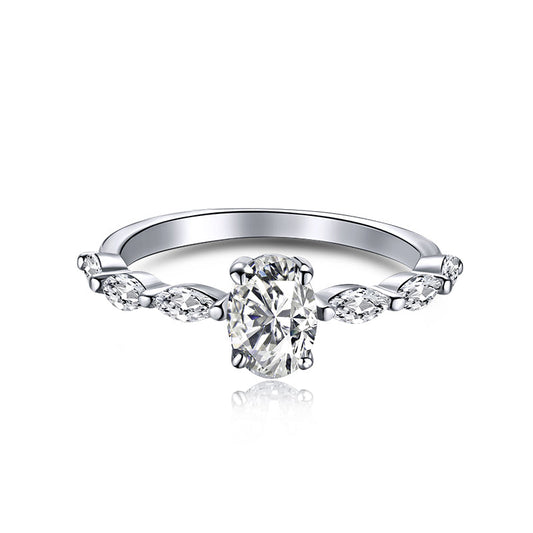 [LORA]0.75 Carat Luxurious Vibrant Elongated Cushion Cut Daily Ring