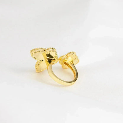 [LORA]LUCKY BETWEEN THE FINGER RING