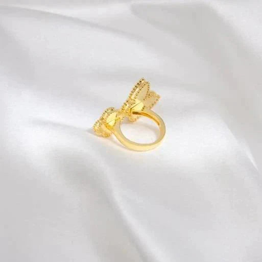 [LORA]LUCKY BETWEEN THE FINGER RING