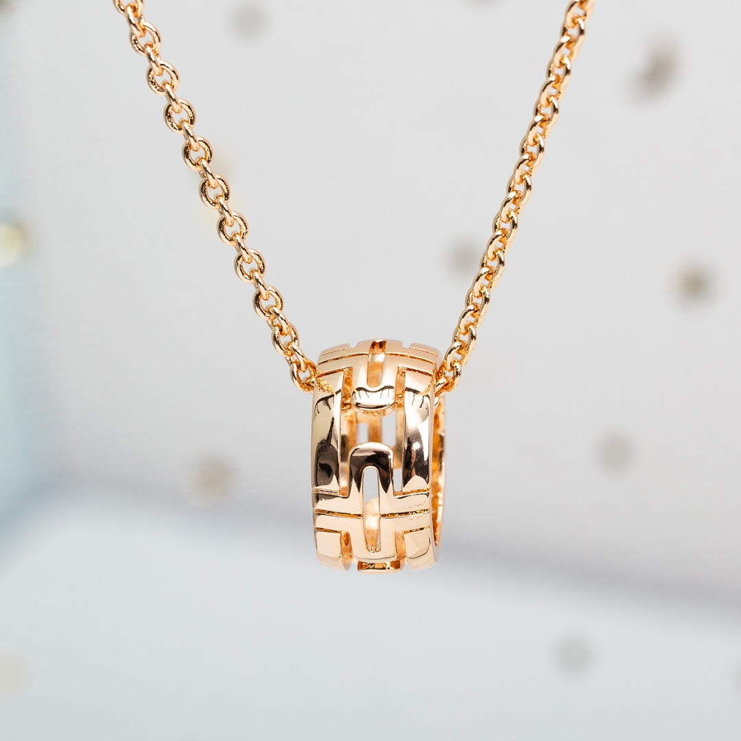 [LORA]PARENTESI NECKLACE PINK GOLD