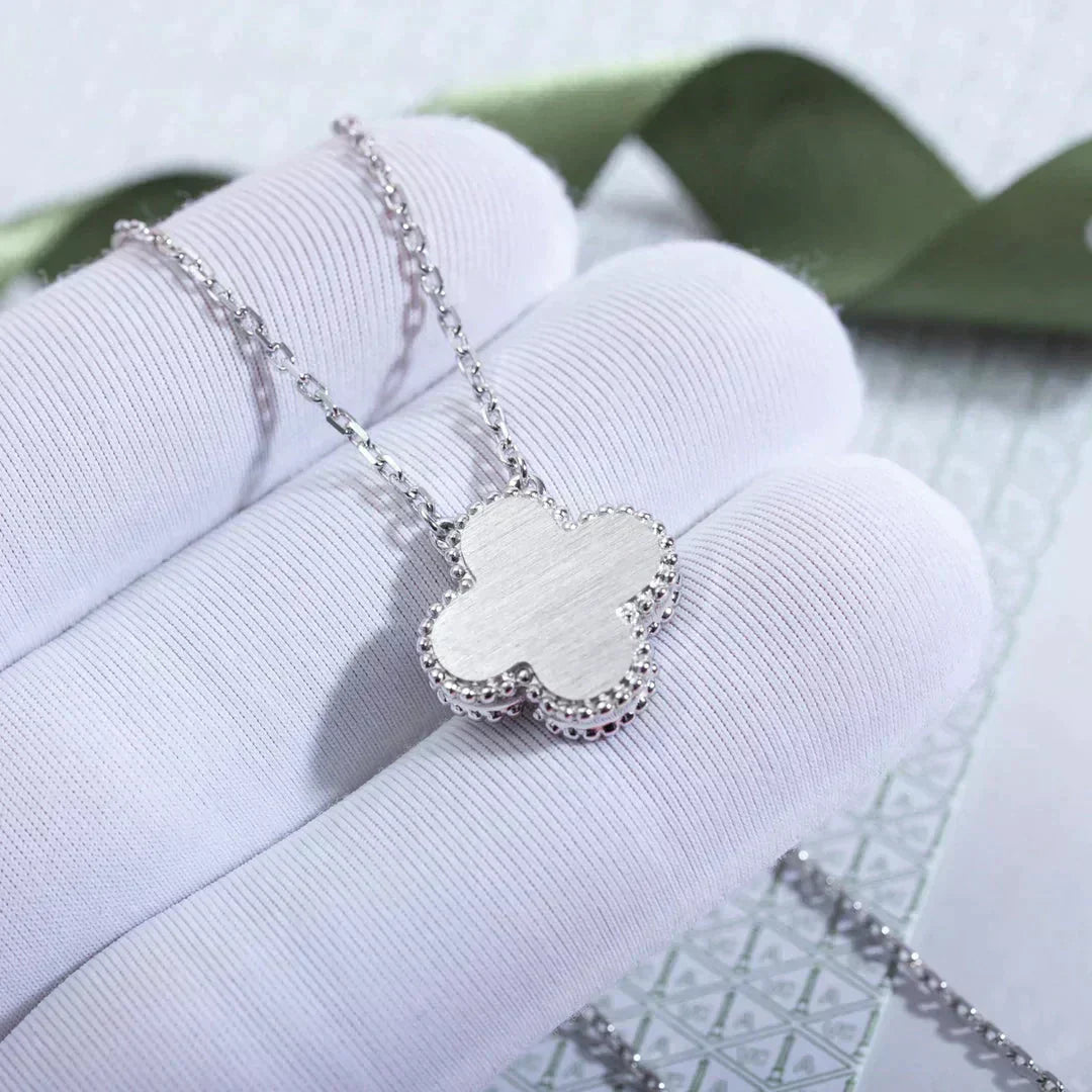 [LORA]CLOVER  15MM DIAMOND LASER NECKLACE SILVER