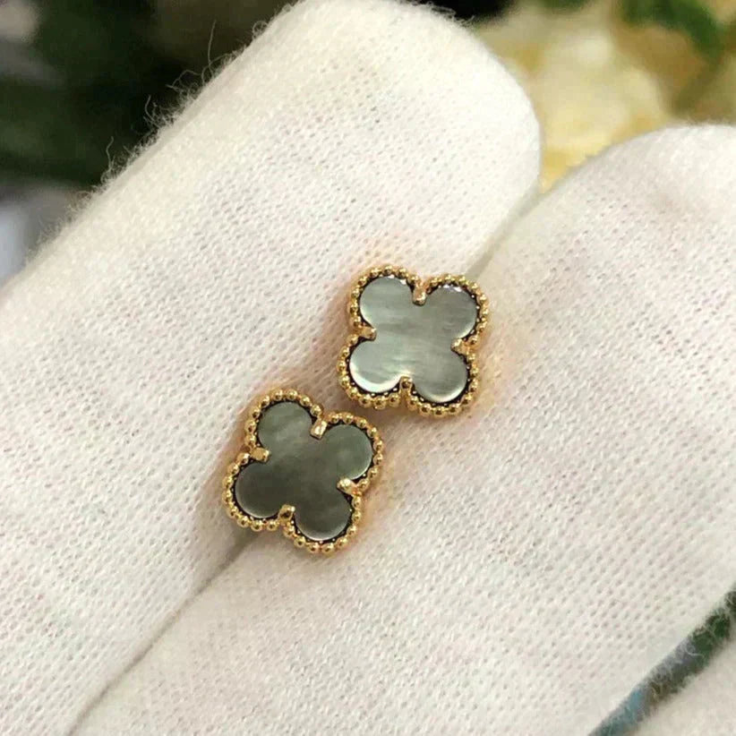 [LORA]CLOVER MINI 9.5MM GRAY MOP EARRINGS