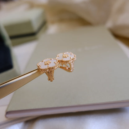 [LORA]LUCKY PINK GOLD WHITE MOP EARRINGS