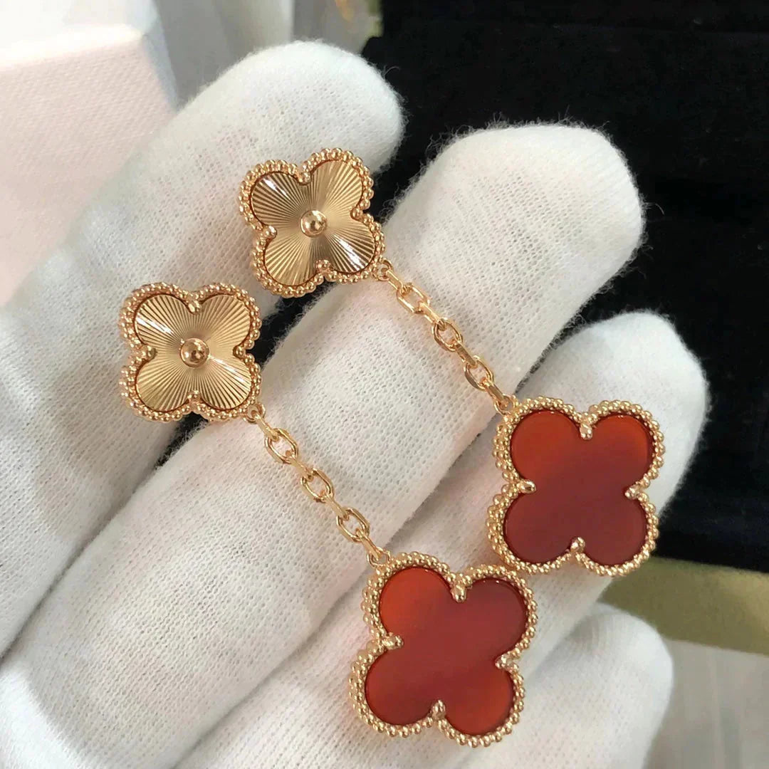 [Lora]CLOVER 2 MOTIF  LASER CARNELIAN EARRINGS