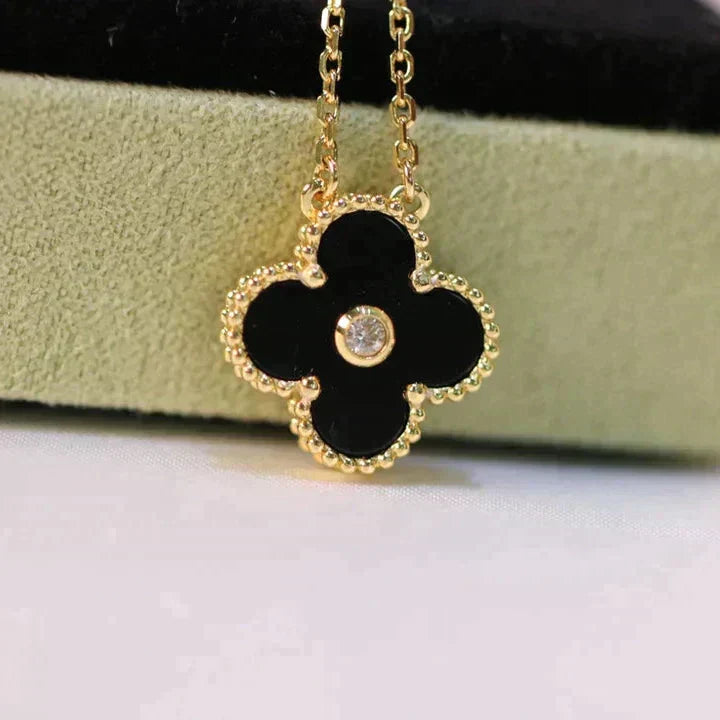 [LORA]CLOVER 15MM DIAMOND ONYX NECKLACE
