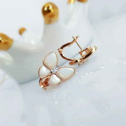 [Lora]BUTTERFLY MOP DIAMOND EARRINGS
