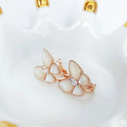 [Lora]BUTTERFLY MOP DIAMOND EARRINGS