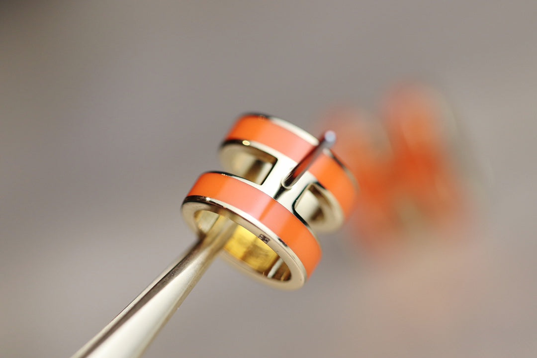 [LORA]MINI POP H EARRINGS ORANGE