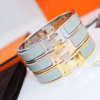 [LORA]H LIGHT BLUE BRACELET