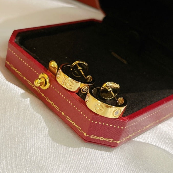 [LORA] LOVE EARRINGS 5.7MM 2 DIAMONDS