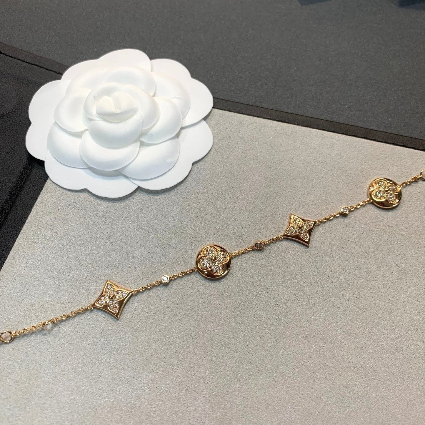 [LORA]STAR AND SUN 4 MOTIFS GOLD DIAMONDS BRACELET