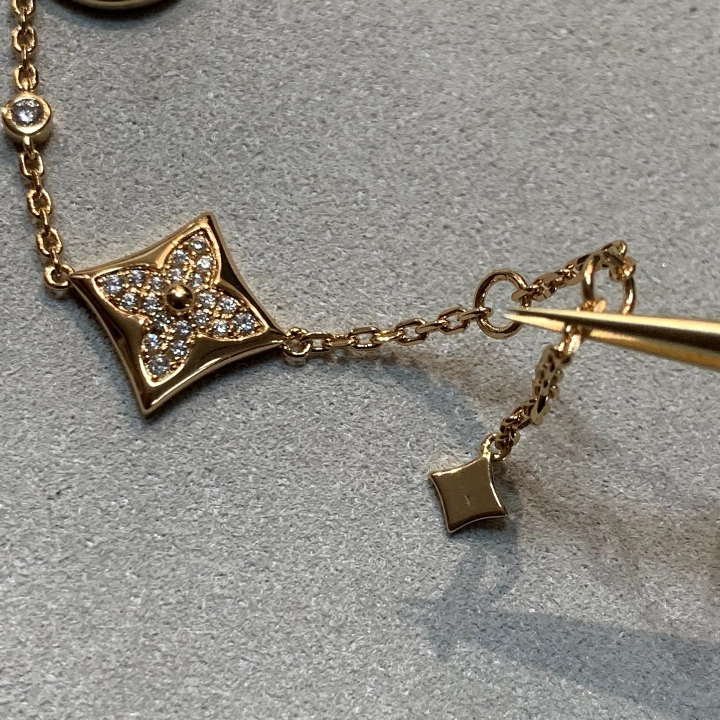 [LORA]STAR AND SUN 4 MOTIFS GOLD DIAMONDS BRACELET