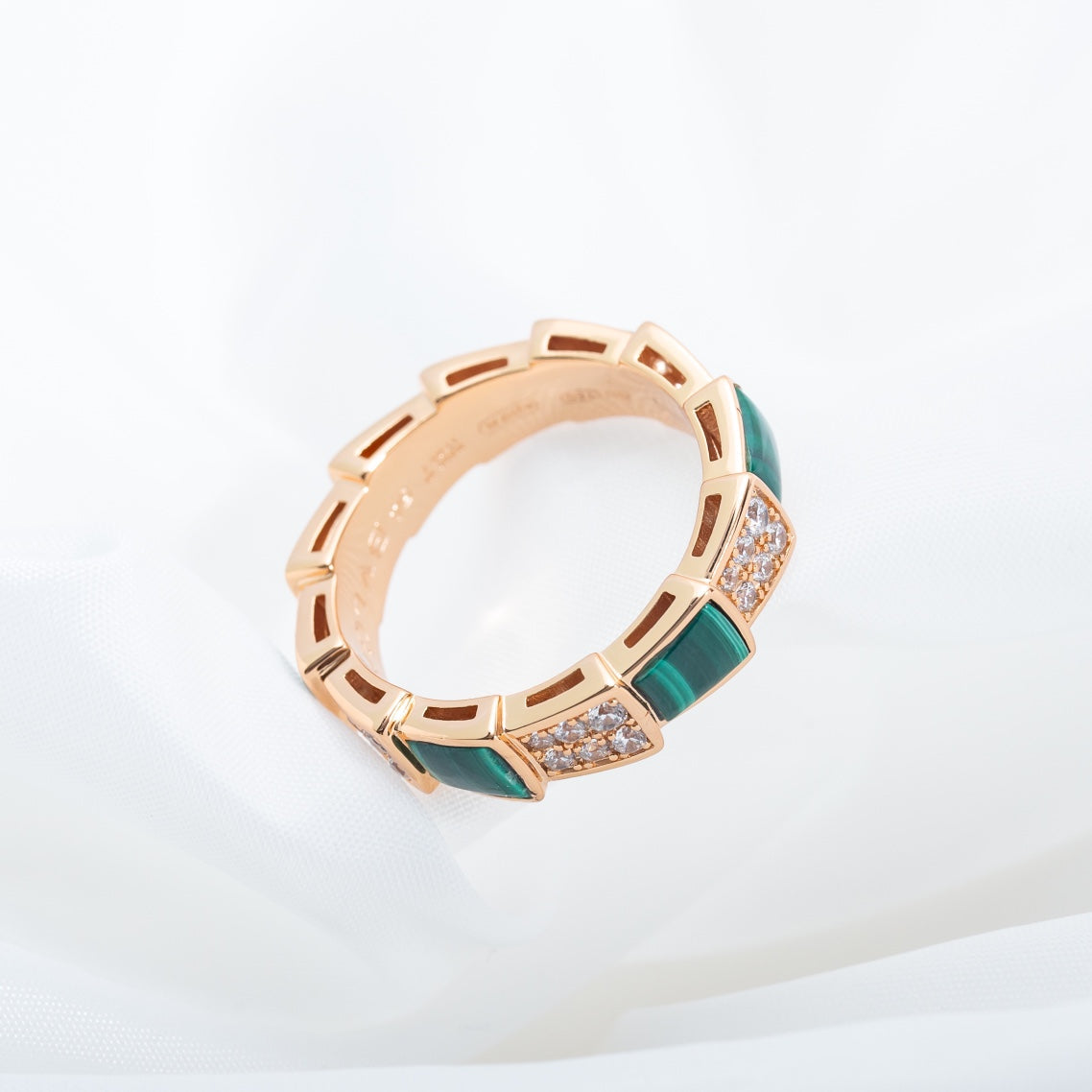 [LORA]SERPENTI RING PINK GOLD MALACHITE DIAMOND PAVED 4MM