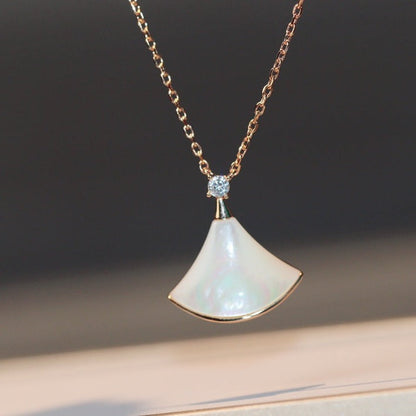 [LORA]DREAM NECKLACE WHITE MOP PINK GOLD 1 DIAMOND