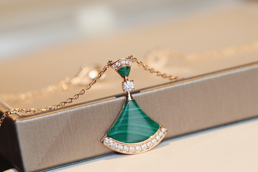 [LORA]DREAM NECKLACE MALACHITE DIAMOND